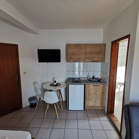 Apartmani Lezenic M Neum Zewnętrze zdjęcie