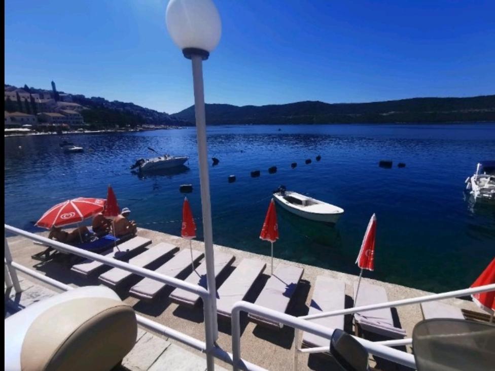 Apartmani Lezenic M Neum Zewnętrze zdjęcie