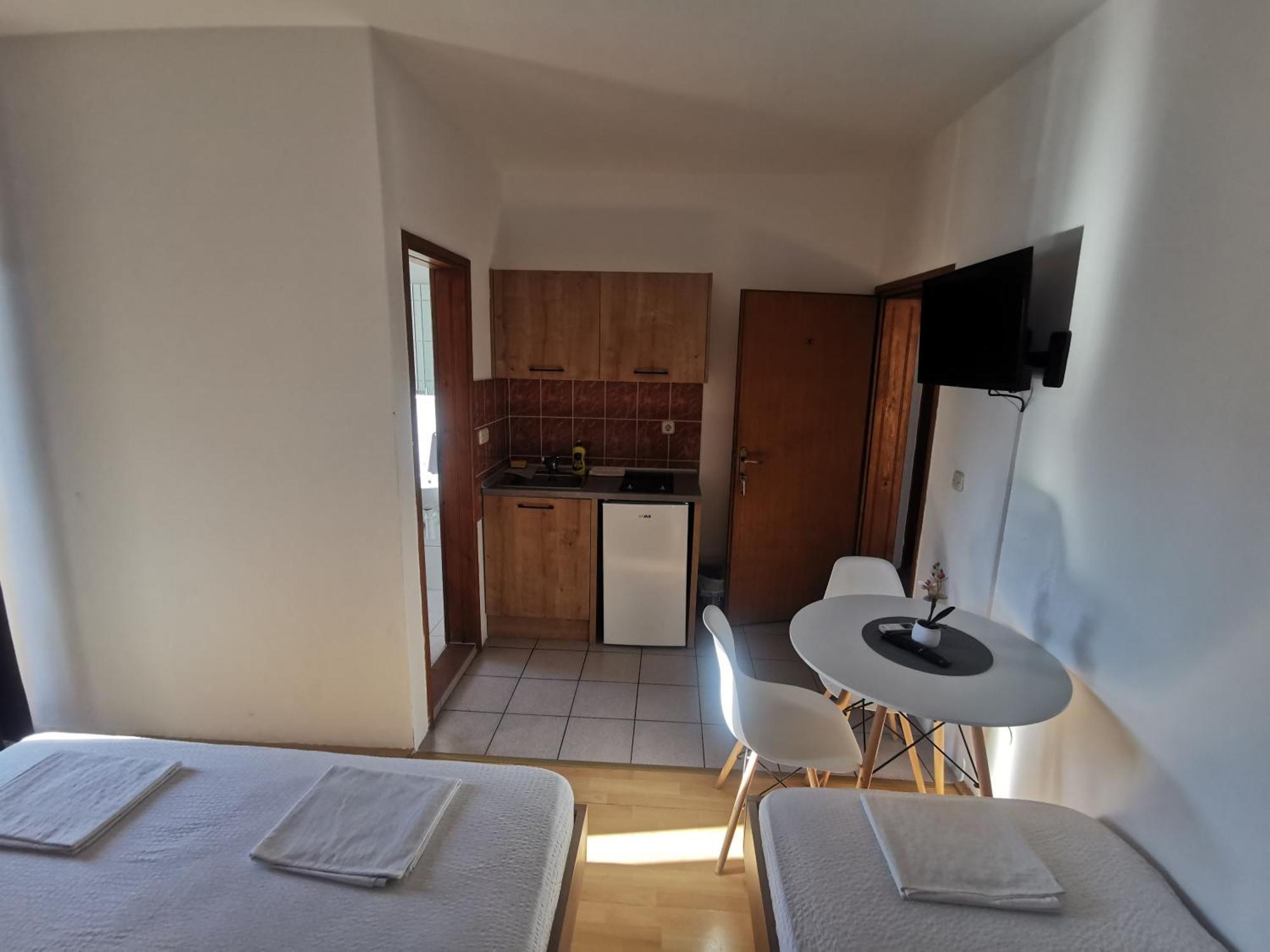 Apartmani Lezenic M Neum Zewnętrze zdjęcie