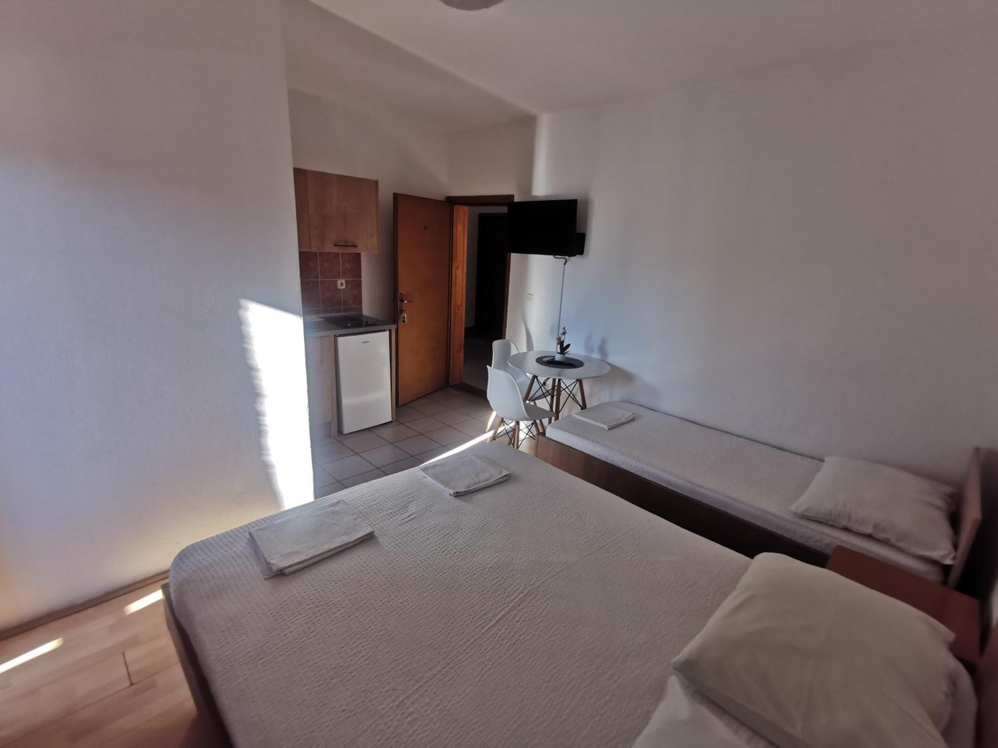 Apartmani Lezenic M Neum Zewnętrze zdjęcie